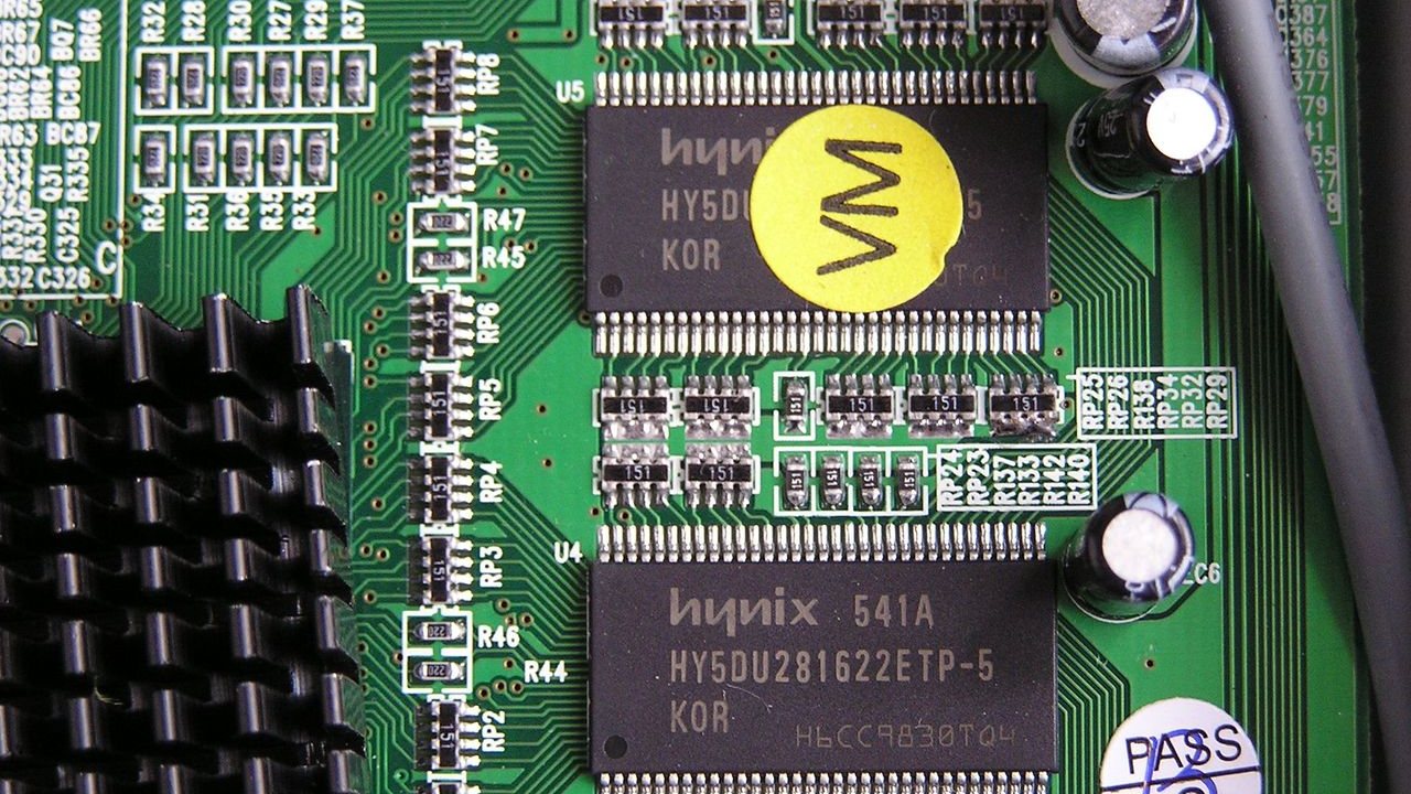 HBMブームがメモリ業界を勝者と従属者に分断する