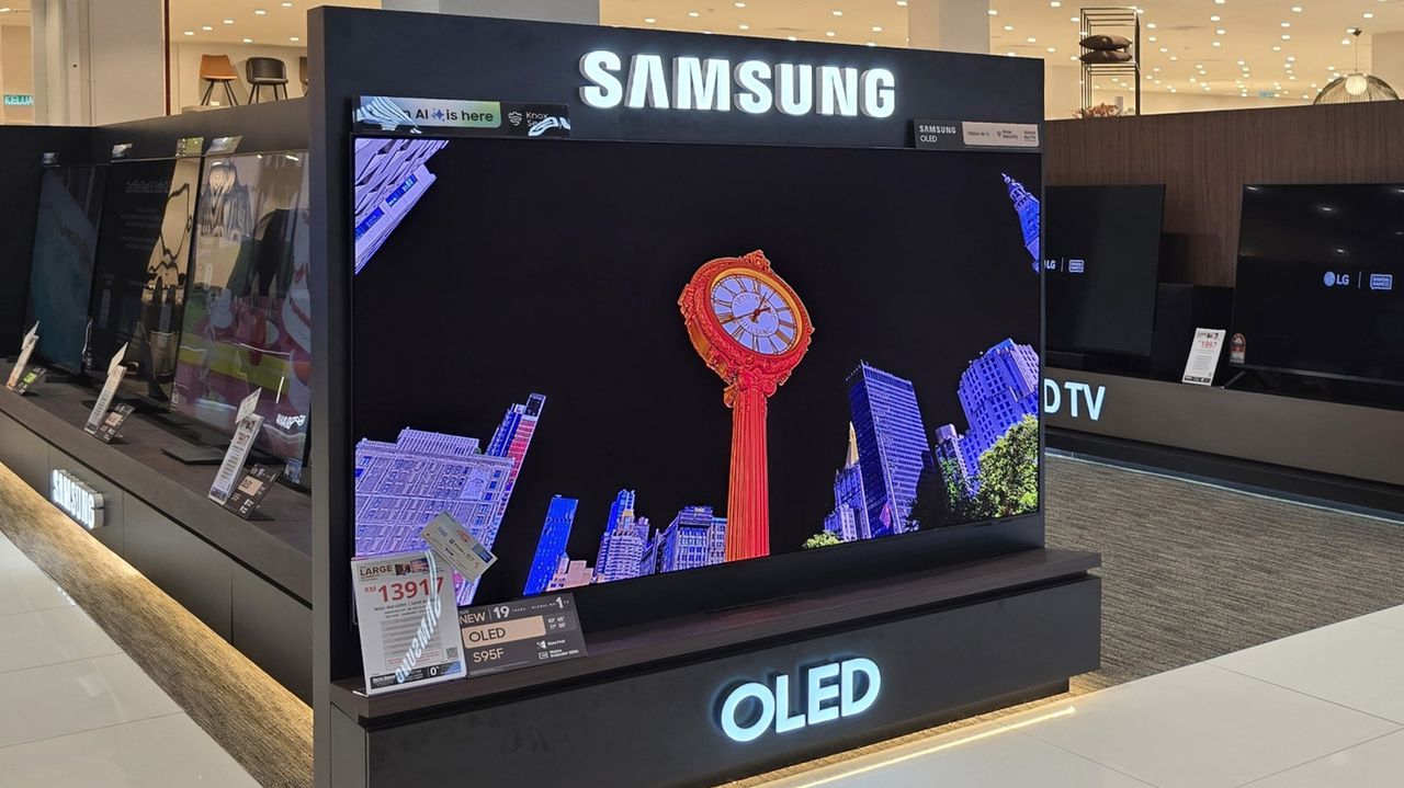 Mini-LEDがディスプレイ経済を書き換える中、OLEDプレミアムが縮小