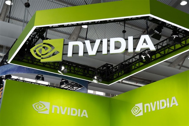 AI's Center of Gravity Shifts From Model Labs to Chipmakers