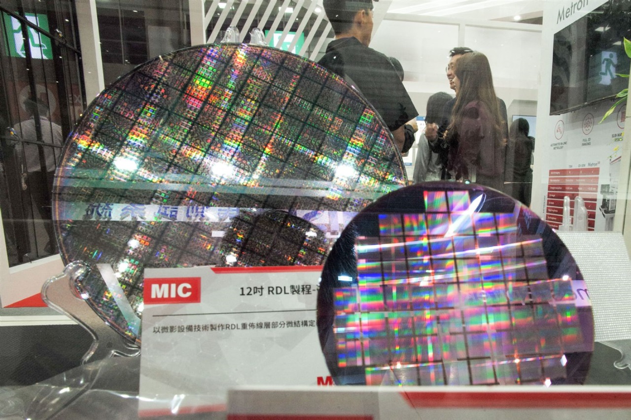 India's Raana Bets on Crystal Growth in Chip Materials Race