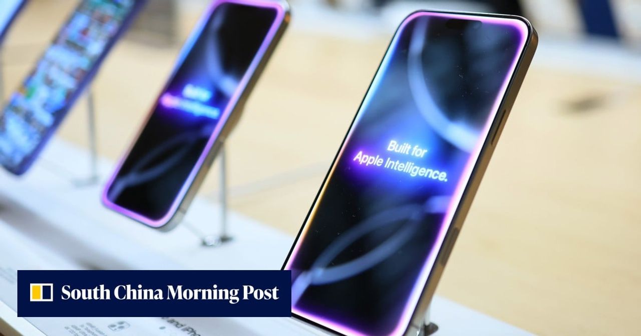 Memory Price Surge Squeezes Apple's Supply-Chain Margins