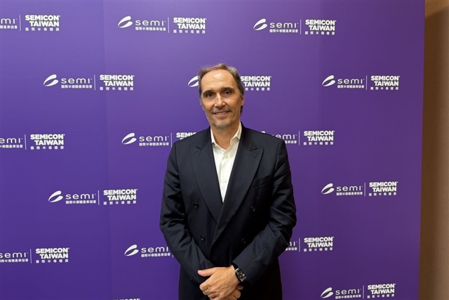 Infineon's Power-Chip Bet as AI Data Centers Strain Grids