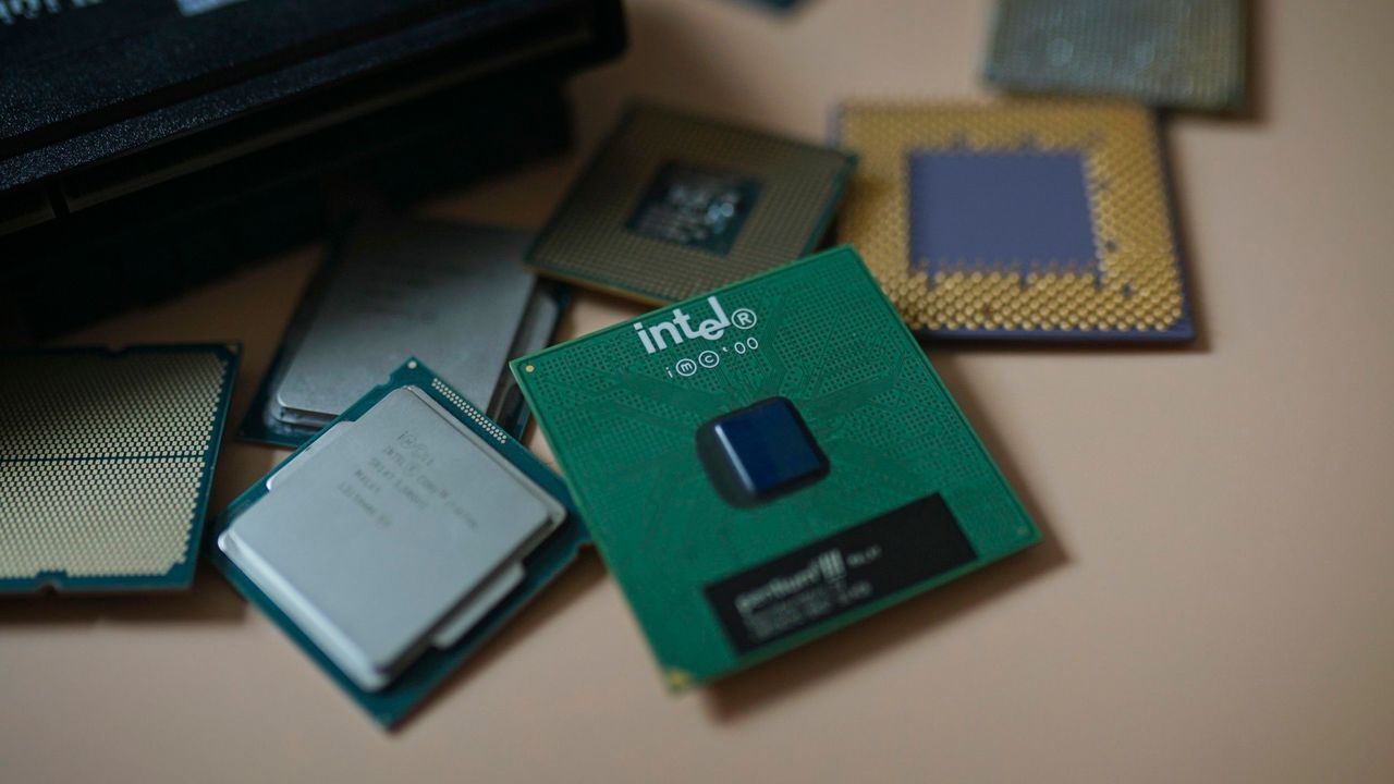 Intel's 10% CPU Hike Signals a Pricing-Power Reset for IT Buyers