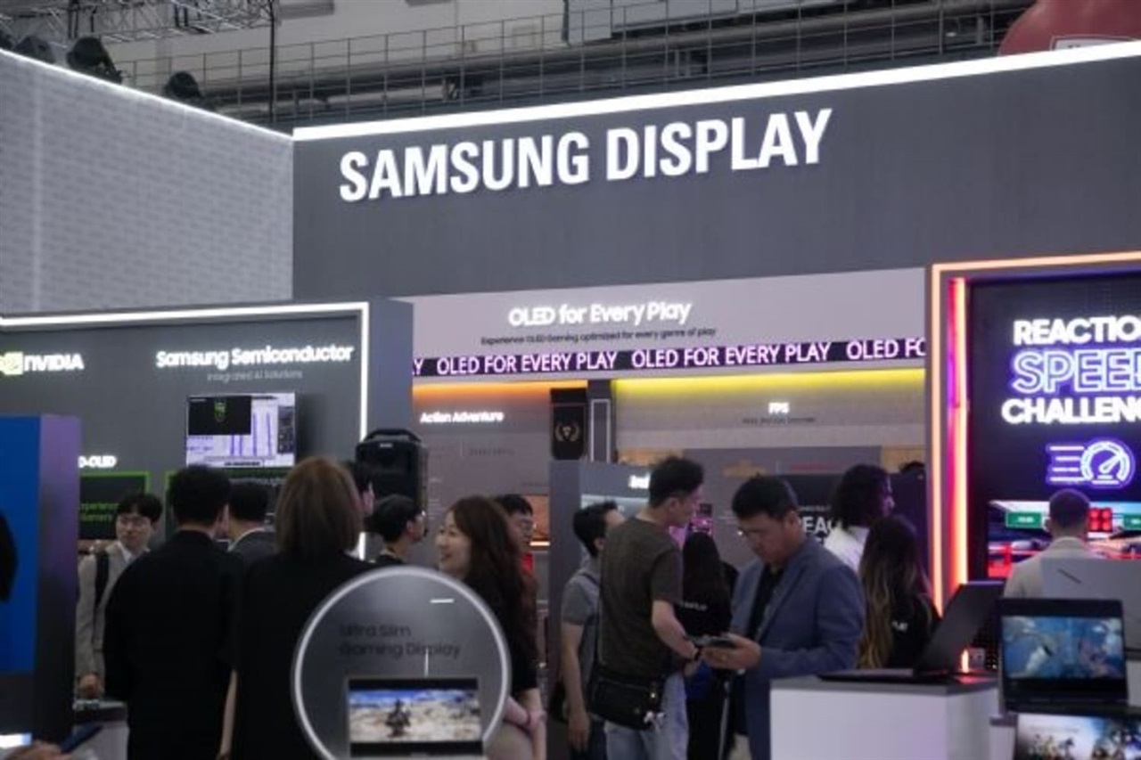 OLED コスト戦争がSIerを直撃：Samsungのプロセス圧縮