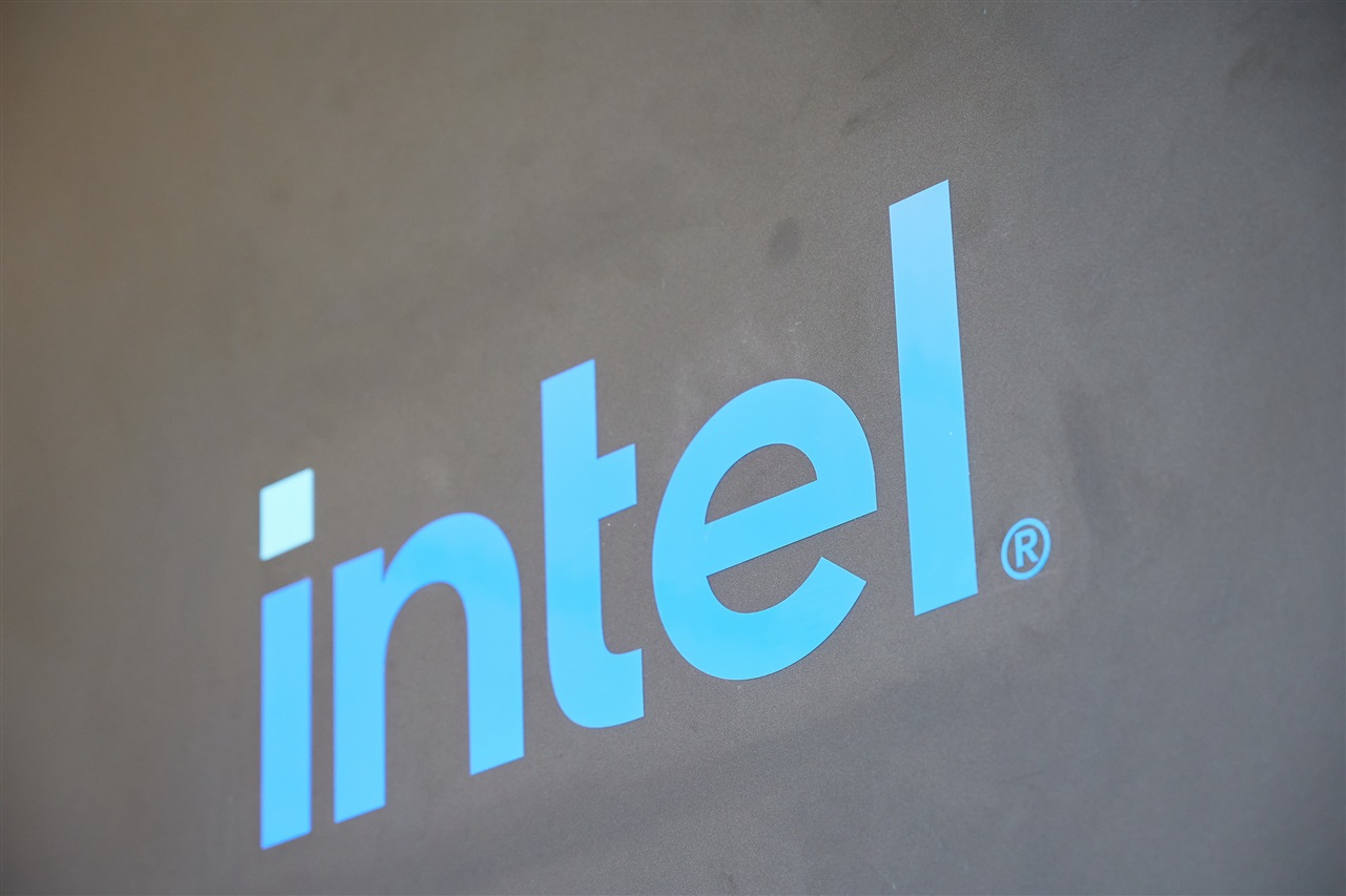 Intelの連邦通信委員会免除申請が示す、リショアリングのロボット問題